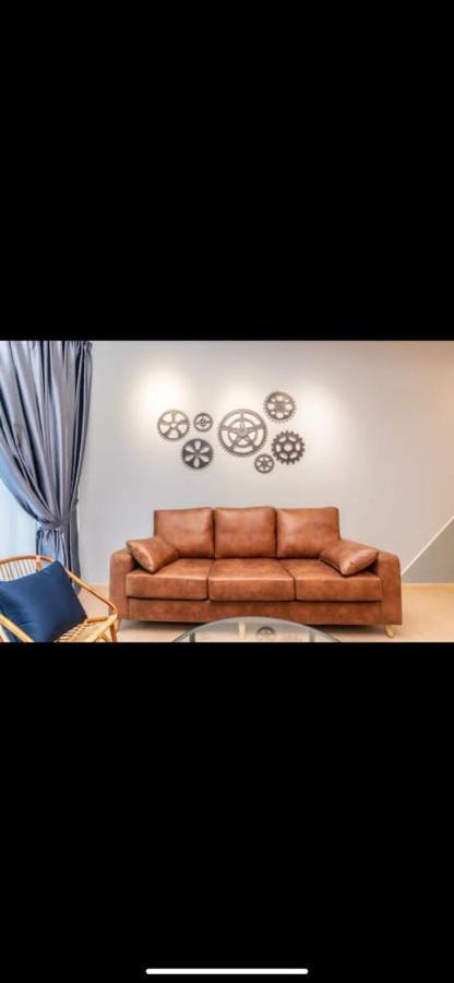 Lily Homes Tanah Rata Bagian luar foto