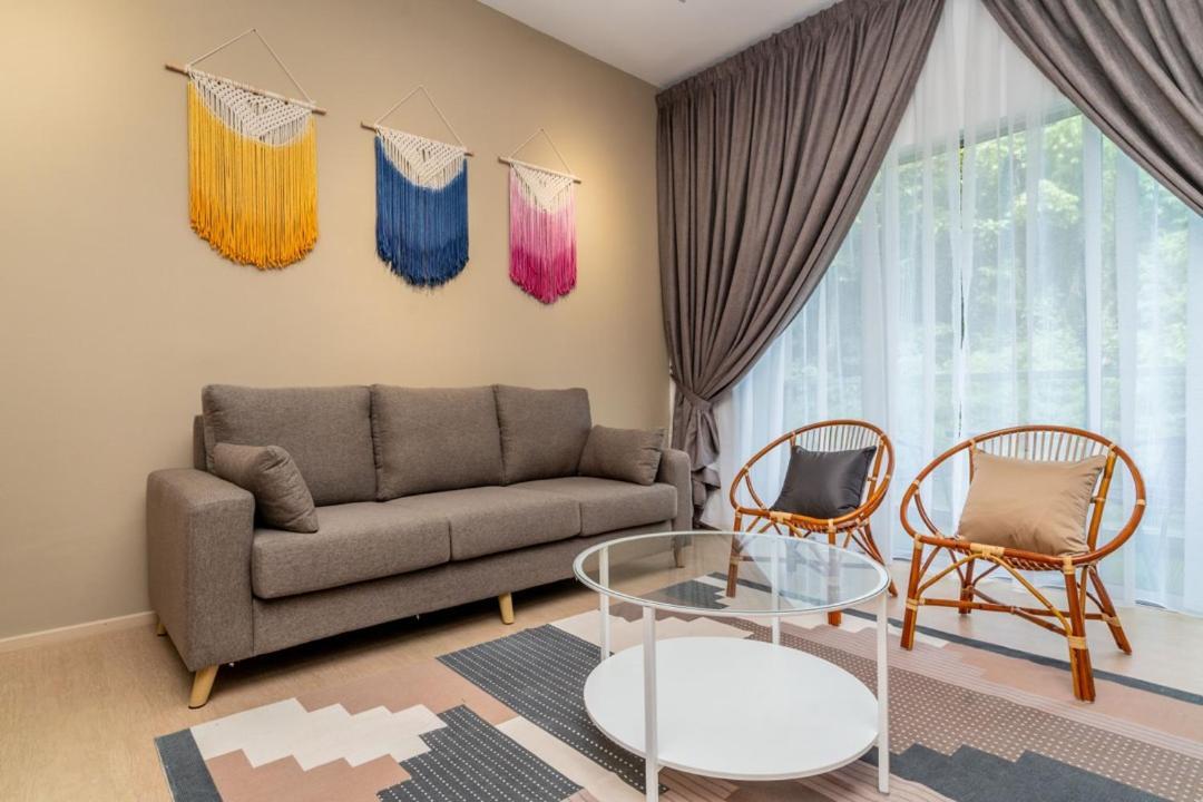 Lily Homes Tanah Rata Bagian luar foto